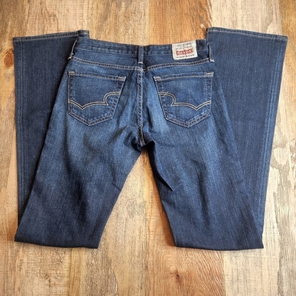 New BIG STAR "LOU" Easy Boot Mid Rise Medium Wash Jean - Picture 4 of 10